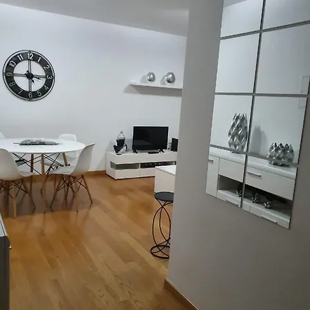 Casa Silvana アパート カニコ